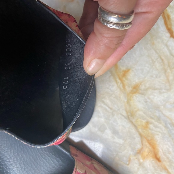 Gucci bloom slides size 7.5 - Picture 4 of 6